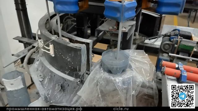 Автоматический станок по наплавке смолы на стеклопластиковых трубках для опрыскивателя Жук смотреть онлайн