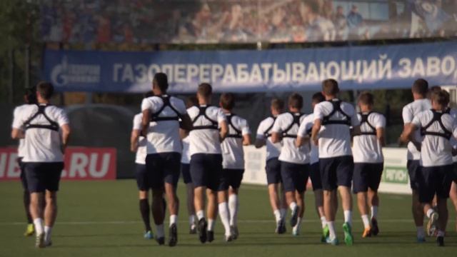 Анонс матча Оренбург - Крылья Советов смотреть онлайн