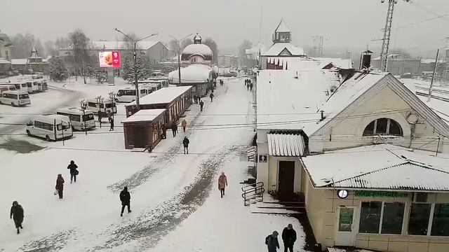 Через три дня весна. Нас замело смотреть онлайн