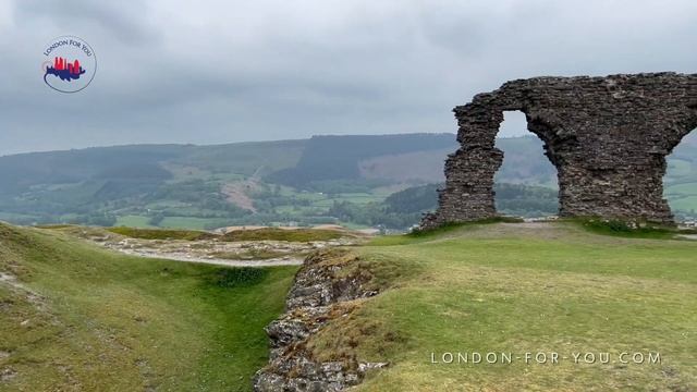 Castell Dinas Brân руины замка на холме смотреть онлайн