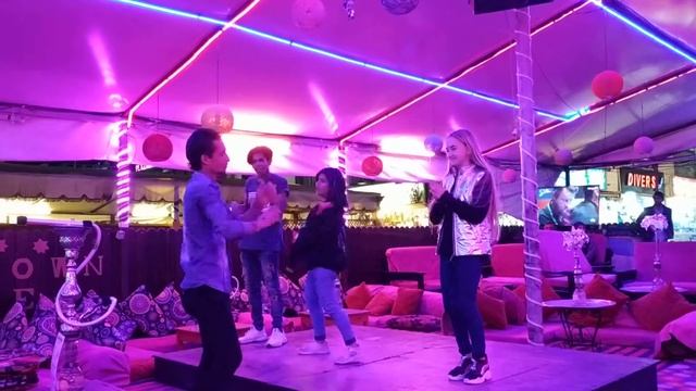 Шарм Эль Шейх Наама Бей девочка зажигает смотреть онлайн