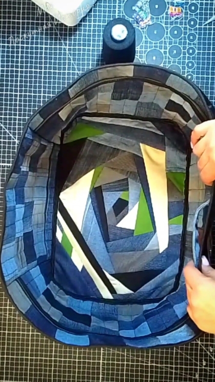 Шью большой джинсовый органайзер!🤩 #shorts #patchwork #органайзеризлоскутков #пэчворк #деним смотреть онлайн