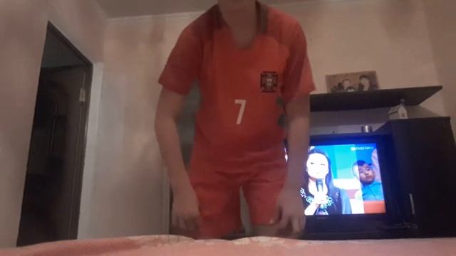 Футбольная экипировка смотреть онлайн