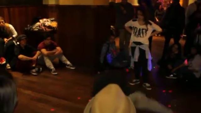 FINAL EMIL VS ANDREA VS MONO Mozart Freestyle 12.1.13 смотреть онлайн