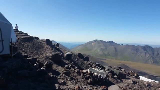 Второй заход в штурмовой лагерь смотреть онлайн