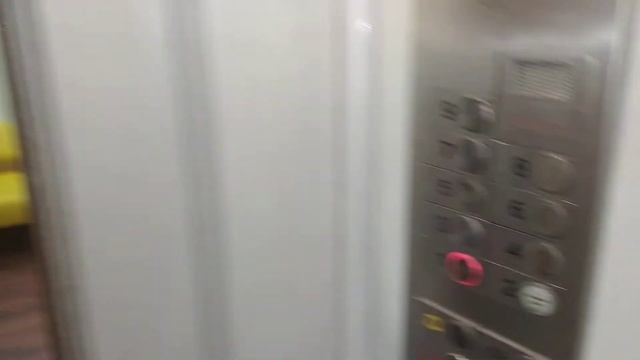 лифт электрический модернизированный в 2010-х 630 кг смотреть онлайн