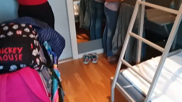 В тесноте, да с окном смотреть онлайн