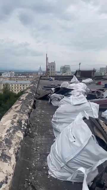 Работы непочатый край🥹🥹🥹🥹😰😰😰#работа #крыша #ад смотреть онлайн