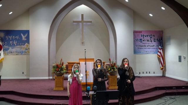 Я не знаю як зміг Ти всіх нас полюбити 