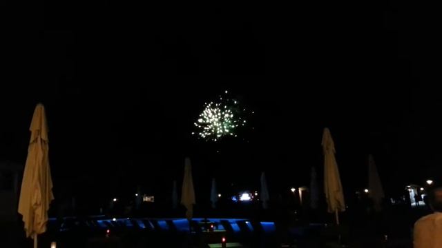 Салют в отеле Rixos Sungate (Кемер) смотреть онлайн