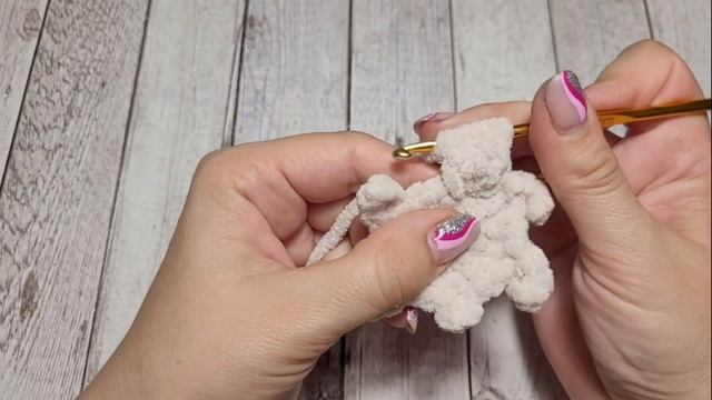 👍ЧЕРЕПАШКА БРЕЛОК ИЗ ПЛЮШЕВОЙ ПРЯЖИ🐢crochet Turtle🐢Gehäkelte Schildkröte