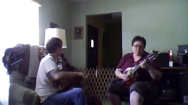 Calliope House on cello and mandolin смотреть онлайн