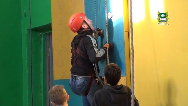 Туристический Альпинизм часть 1. Кипель 2015 смотреть онлайн