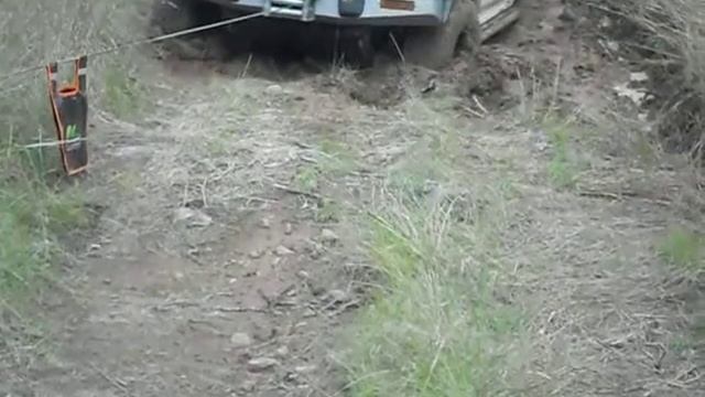 Winching the Pajero.AVI смотреть онлайн