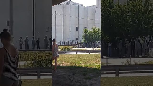 Съемки в Киеве. Возле библиотеки им. Вернадского 16.08.2017 смотреть онлайн