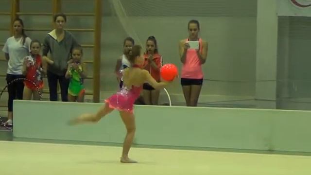 Струкова Дана 2004 Ивангород - Мяч смотреть онлайн