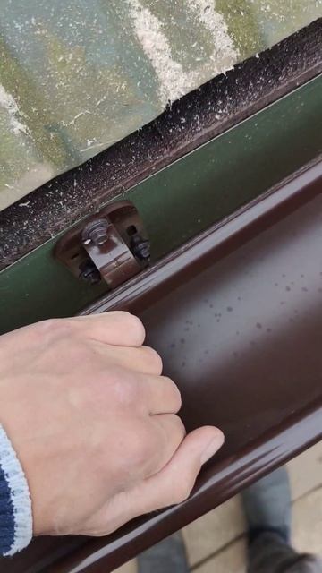 Установка желоба водосточной системы смотреть онлайн