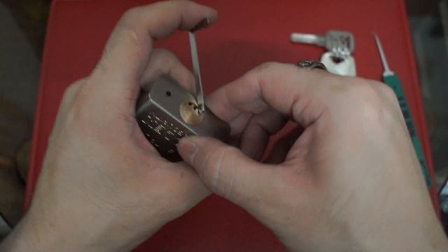 Solex smiley keyway padlock смотреть онлайн