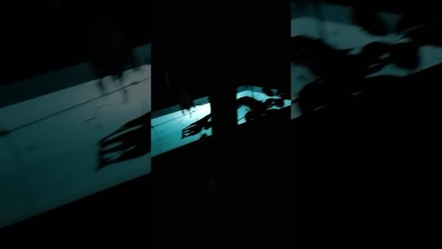 Бассейн ночью смотреть онлайн