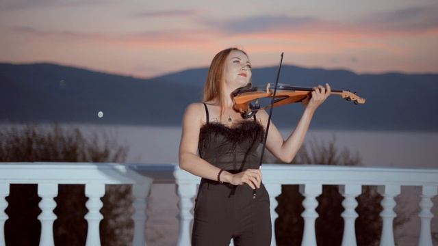 «Ursa Minor”  Elena L’B Feat. Nesteroff
