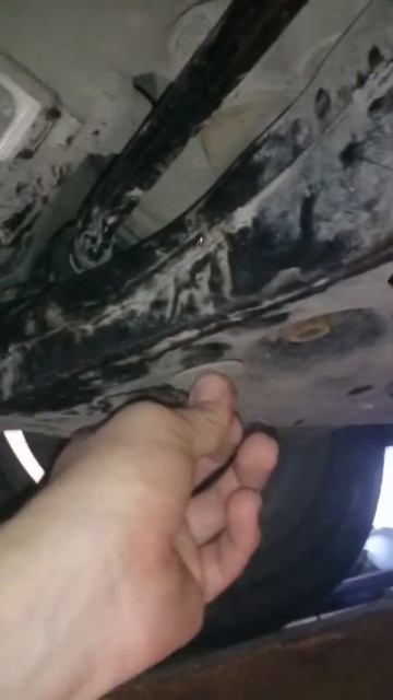 Сорвал гайку крепления брони в подрамнике Honda Civic 9 смотреть онлайн