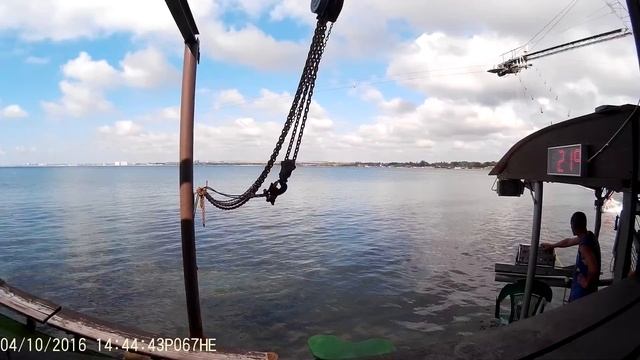 Копия видео "Первый раз на вейкборде." смотреть онлайн