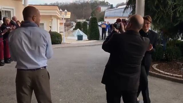 Сборная Украины прибыла в отель Avita смотреть онлайн