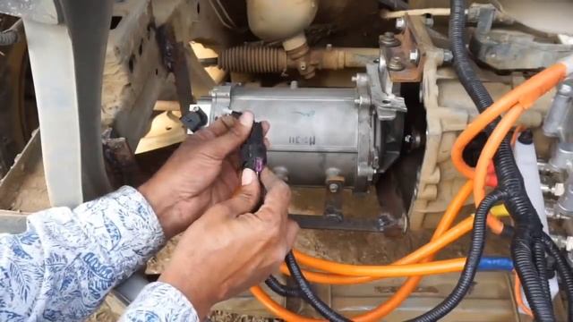 DIY Electric Car 60km/h Using 9000W 72 V 3 phase Induction Motor смотреть онлайн
