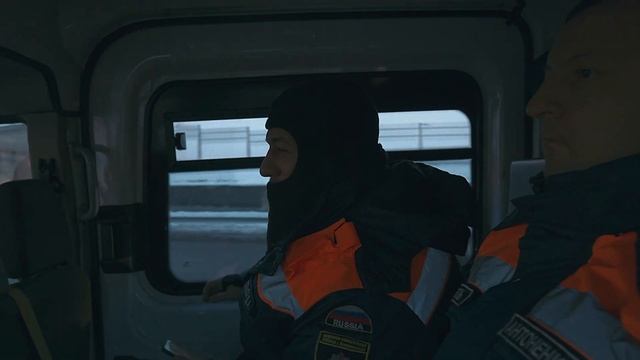 СПАСАТЕЛЬ смотреть онлайн