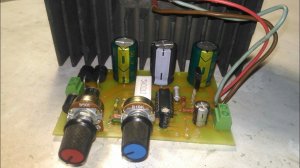 Для начинающих.Делаем БП на лм723.Подробная сборка.