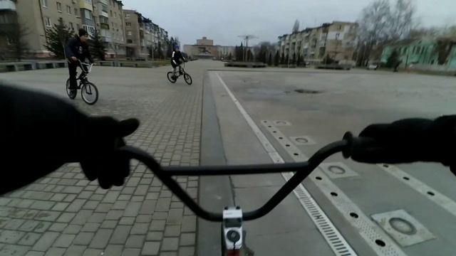ВЫБИЛ СПИЦУ НА БМХ | XIOMI YI смотреть онлайн