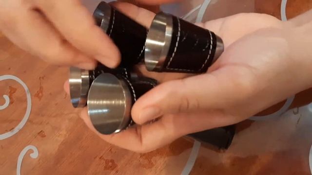 Набор рюмок 4 шт. с отделкой под крокодила в футляре смотреть онлайн