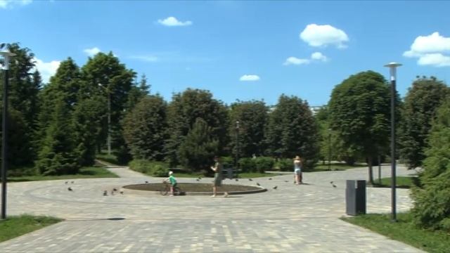 БЛАГОУСТРОЙСТВО СКВЕРА ВОИНОВ-ИНТЕРНАЦИОНАЛИСТОВ БУДЕТ ПРОДОЛЖЕНО смотреть онлайн