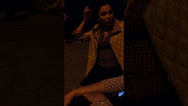 Обдолбанная баба г. Краснодар. Рождественская набережная смотреть онлайн