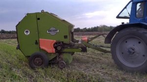 МТЗ 82.1 с пресс-подборщиком  Wolagri Columbia