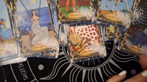 ТАРО РАСКЛАД\ "СВЕРБИТ" В ОДНОМ МЕСТЕ -  КАК ВЫ ЖИВЕТЕ