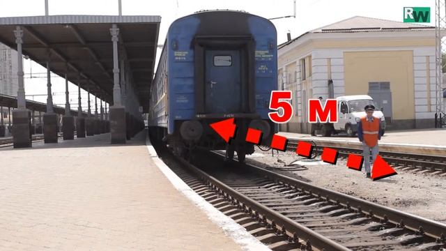 Где на вокзале можно ходить работникам железной дороги? смотреть онлайн