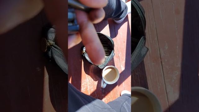 Пробуем снарядить магазин одной рукой. смотреть онлайн