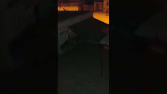 Пьяный пацан упал с крыши