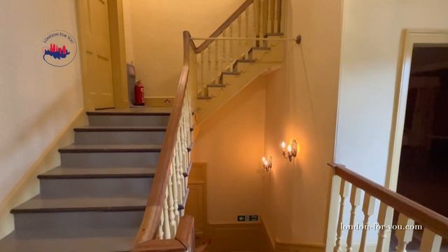 Gilbert White's House // Дом гилберта Уайта смотреть онлайн