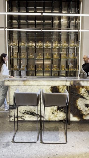 Одно из любимых решение с выставки в Милане - это вот такой вот остров, выглядит шикарно!