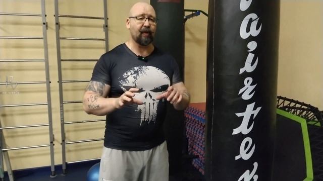 "Кистевые" удары. смотреть онлайн