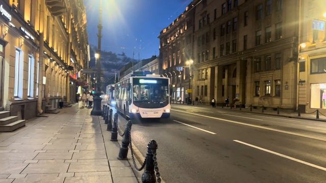 ПЕРВОЕ ВИДЕО | УЕХАЛИ ВДВОЕМ В СПБ | С КЕМ ОСТАЛИСЬ ДЕТИ смотреть онлайн