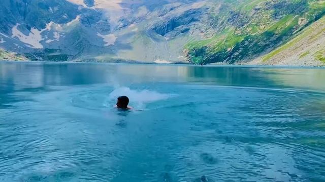 Katora lake waterfall, Jahaz Banda, Upper Dir, Khyber Pakhtunkhawa смотреть онлайн