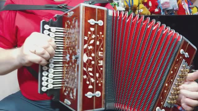 Супер! Нижегородская гармонь после полной настройки и реставрации у мастера смотреть онлайн