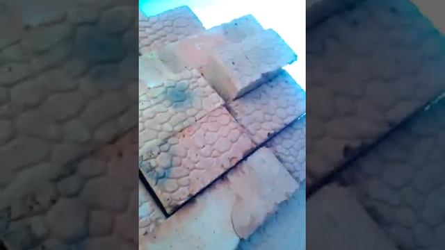 Делаем домик из кирпича часть первая 24 часа в домике во 2 части смотреть онлайн