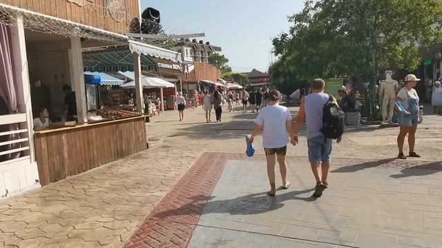 Паралия в Витязево в конце июня!! Море, как болото!!! смотреть онлайн