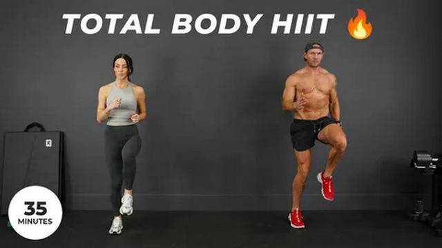 Гантели или собственный вес — выбор за вами. Работайте на общую силу и выносливость. смотреть онлайн