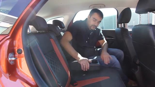LADA Vesta SW Cross - детально смотреть онлайн