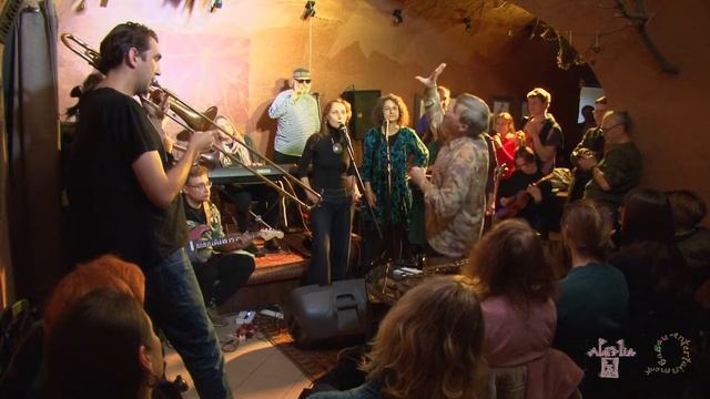 АРТ'ЭРИА импрвайзерс у 6 бобров в Экслибрисе 2022 смотреть онлайн